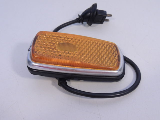 SIDE MARKER LAMP