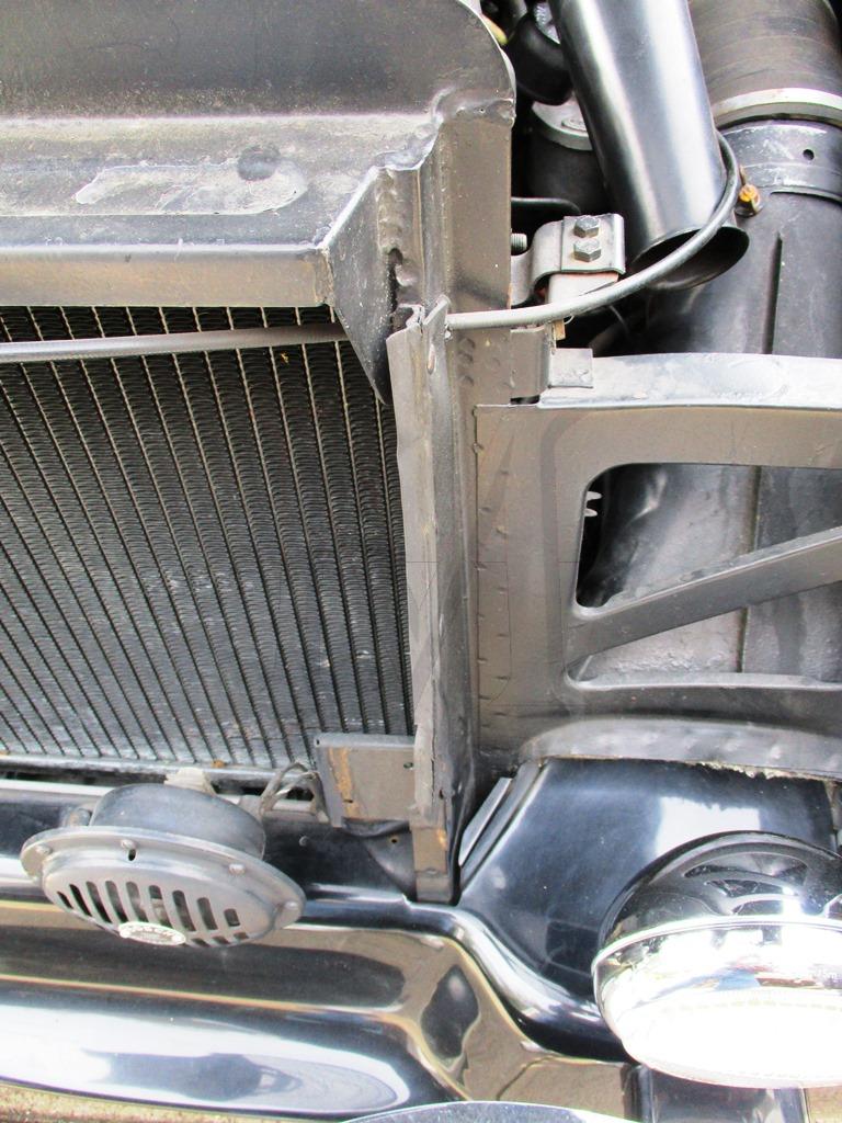 GRILLE AIR SEAL